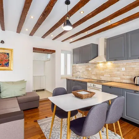 Apartman Stephane Vibe Trogir