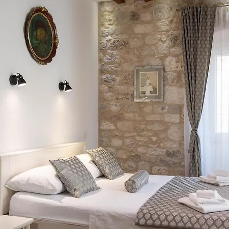 Stephane Vibe Apartman *