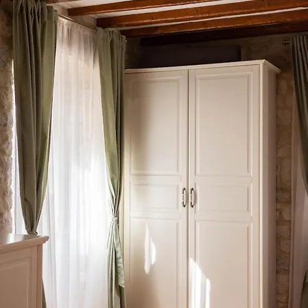 Stephane Vibe * Traù