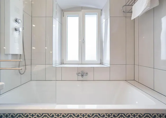 Stephane Vibe Apartment *